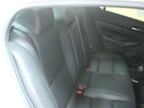 Used 2021 Nissan Altima 2.5 SR AWD/4WD image 9