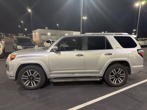 Used 2016 Toyota 4Runner Limited image 3