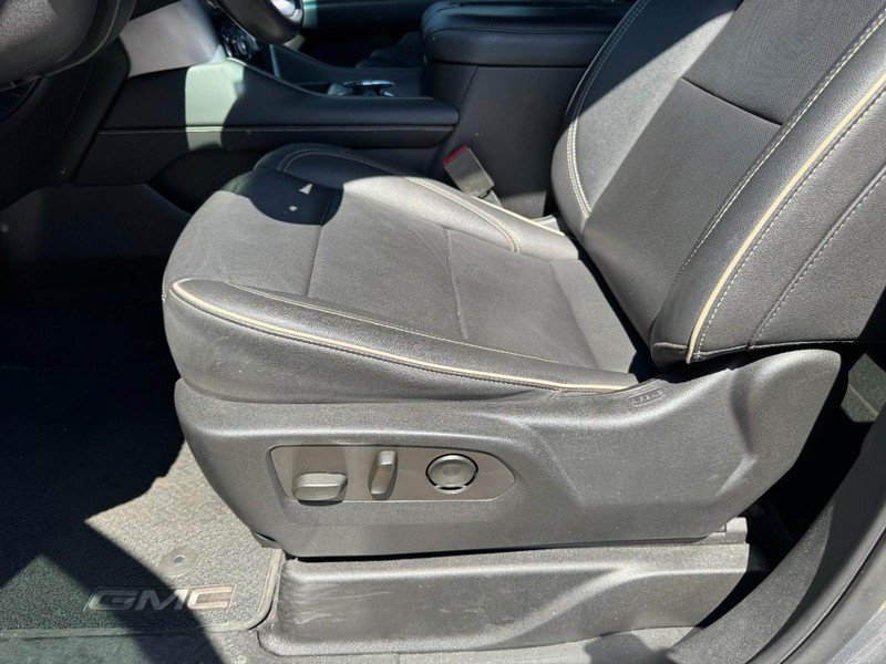 Used 2022 GMC Yukon SLT AWD/4WD image 26