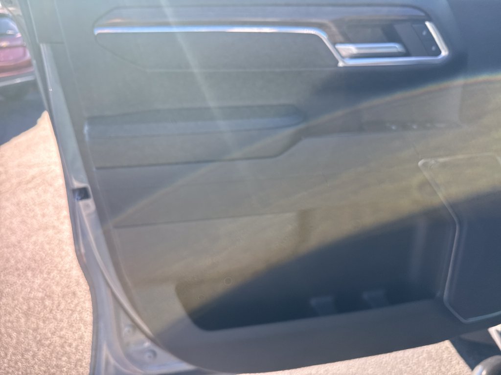 Used 2024 Chevrolet Silverado 1500 LT AWD/4WD image 12