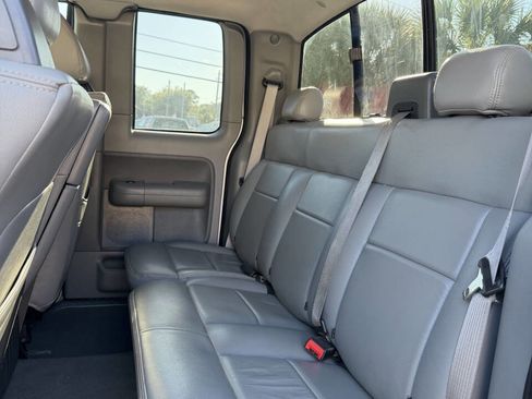 Used 2007 Ford F150 XLT image 25