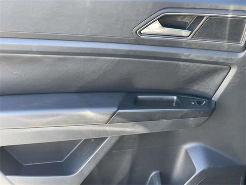 Used 2019 Volkswagen Atlas SE w/ Panoramic Sunroof Package image 24