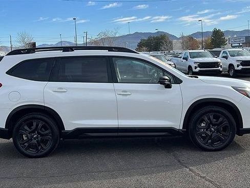 Used 2023 Subaru Ascent Onyx Edition Limited image 4