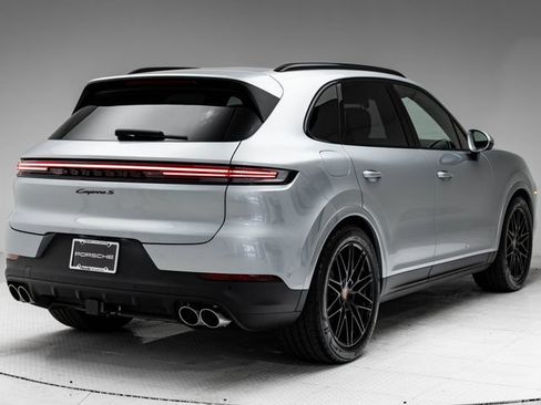 New 2026 Porsche Cayenne S AWD/4WD image 31