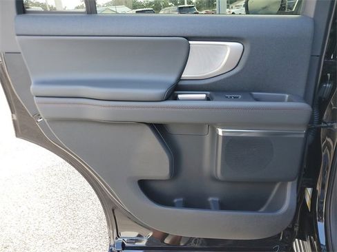 New 2025 Ford Expedition Active image 17