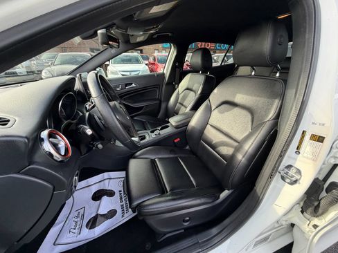 Used 2019 Mercedes-Benz GLA 250 4MATIC image 11