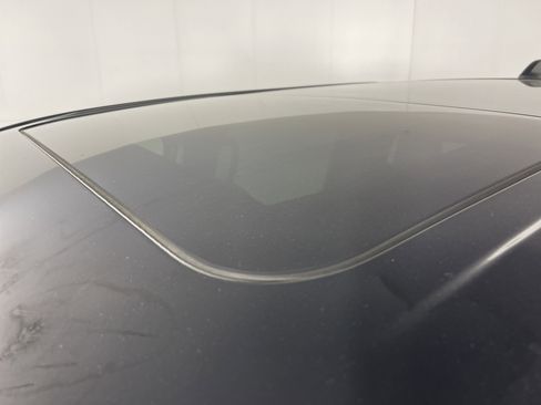 Used 2024 Nissan Titan PRO-4X w/ Pro-4x Convenience Package image 6