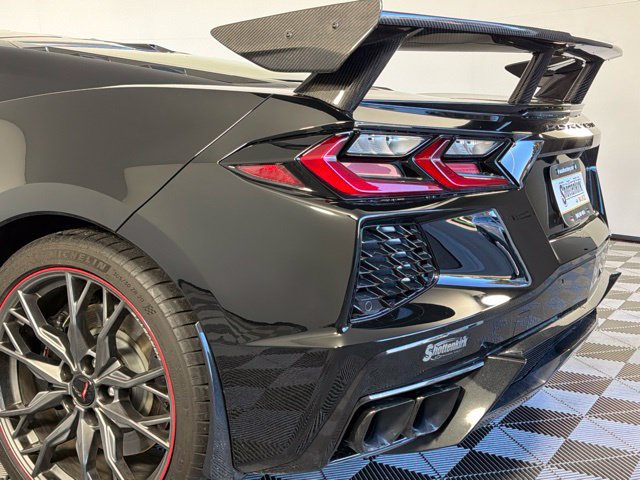 Used 2024 Chevrolet Corvette Stingray Premium Cpe w/ Z51 Performance Package RWD image 42