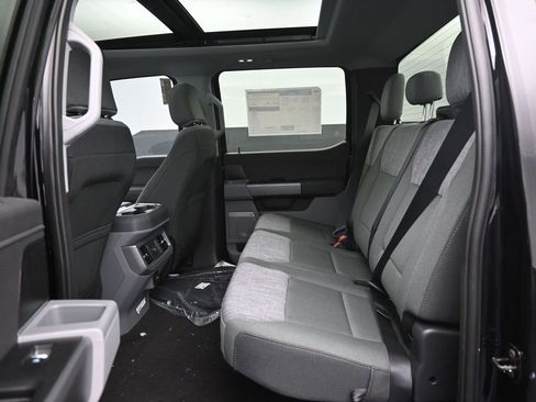 New 2026 Ford F250 XLT w/ XLT Premium Package image 27