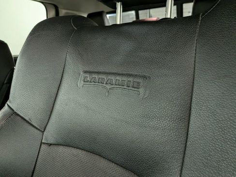 Used 2016 RAM 3500 Laramie w/ Cold Weather Group image 18