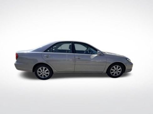 Used 2002 Toyota Camry LE FWD image 4