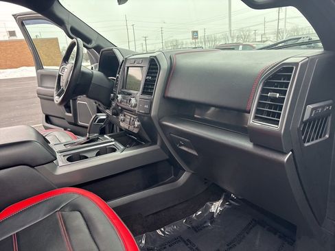 Used 2018 Ford F150 Lariat w/ Equipment Group 502A Luxury image 31