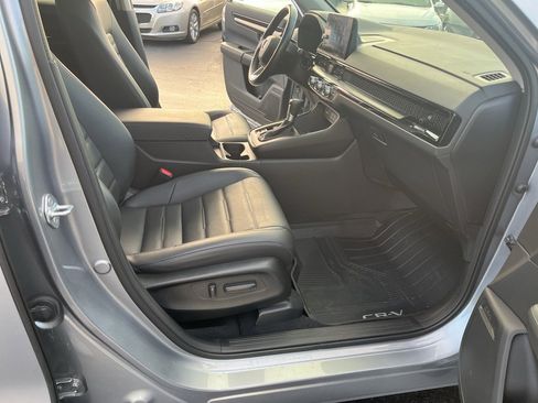 Used 2024 Honda CR-V EX-L image 32