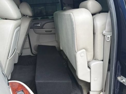 Used 2011 Chevrolet Silverado 2500 LTZ w/ LTZ Plus Package AWD/4WD image 21
