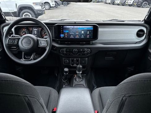 Used 2024 Jeep Wrangler Sport S image 13
