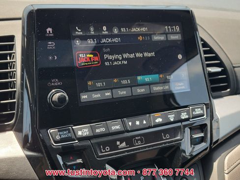Used 2023 Honda Odyssey EX-L image 23