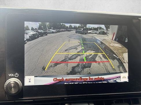 Used 2025 Toyota RAV4 LE AWD/4WD image 19