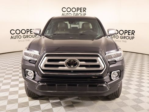 Used 2021 Toyota Tacoma Limited AWD/4WD image 10