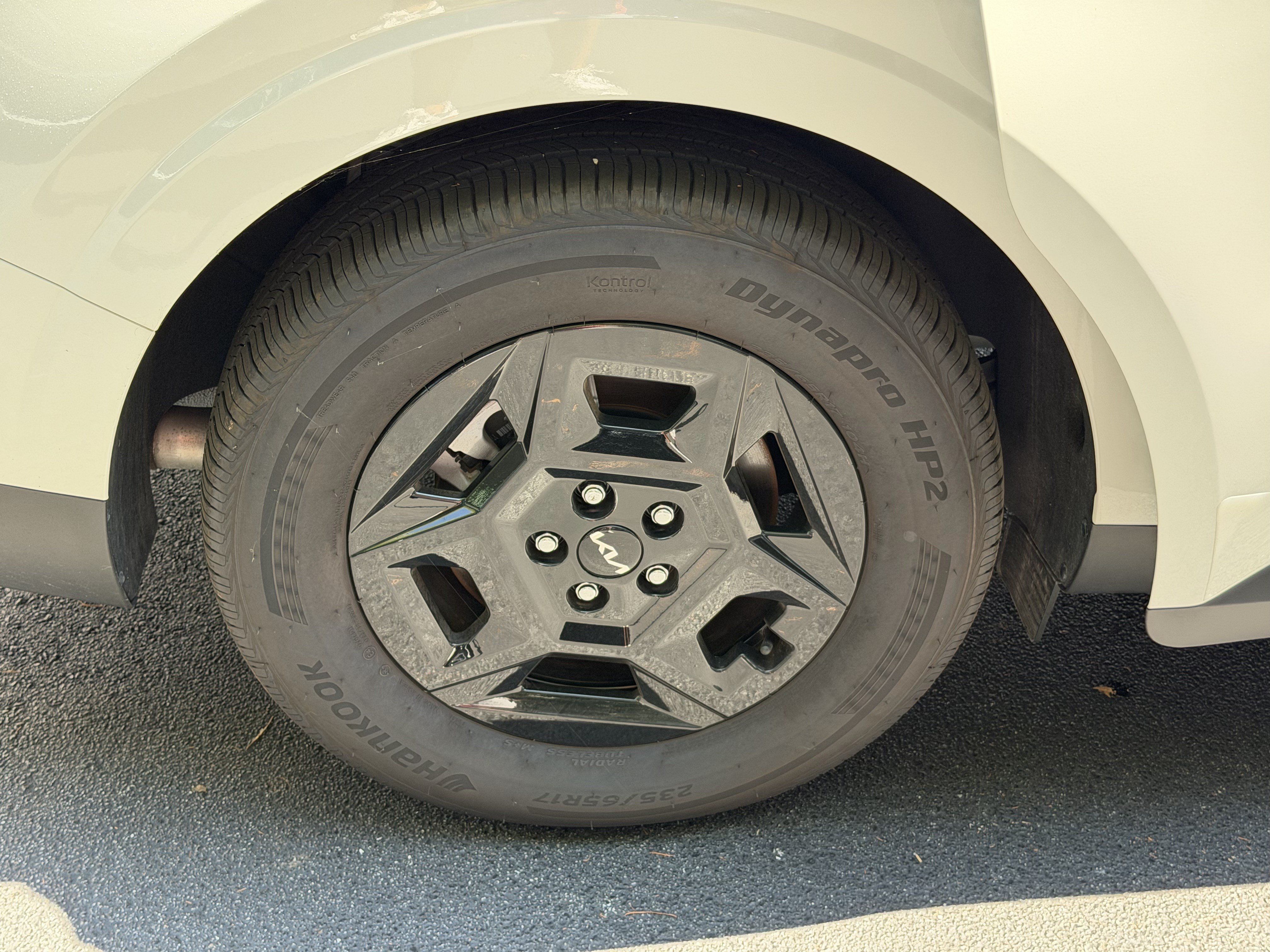Certified 2026 Kia Carnival FWD image 16