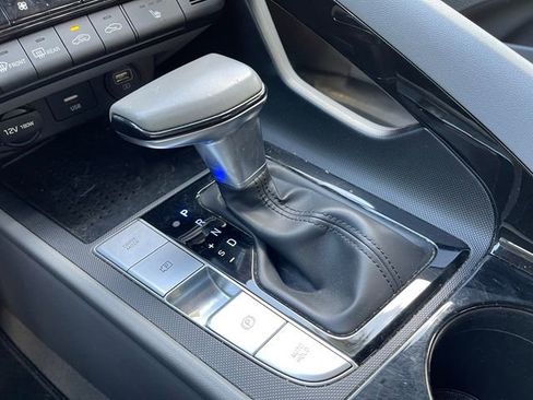 Used 2023 Hyundai Elantra SEL w/ Convenience Package FWD image 13