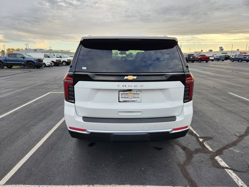 New 2026 Chevrolet Tahoe LS image 4