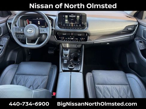 Certified 2022 Nissan Rogue Platinum w/ Head-Up Display Package image 24