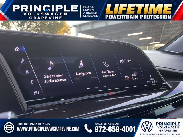 Used 2023 Cadillac Escalade ESV Sport Platinum w/ LPO, ONYX Package AWD/4WD image 19