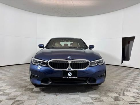 Used 2021 BMW 330i xDrive Sedan w/ Premium Package image 2