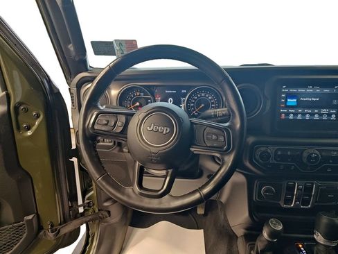 Used 2021 Jeep Gladiator Sport AWD/4WD image 12