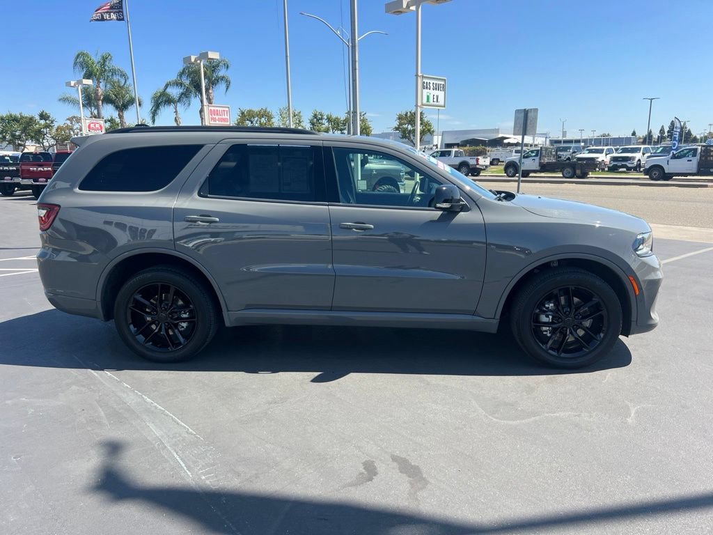 Used 2025 Dodge Durango GT AWD/4WD image 4