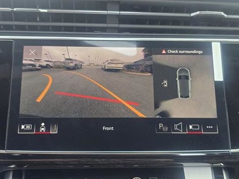 Used 2025 Audi Q8 Prestige w/ Prestige Package image 7