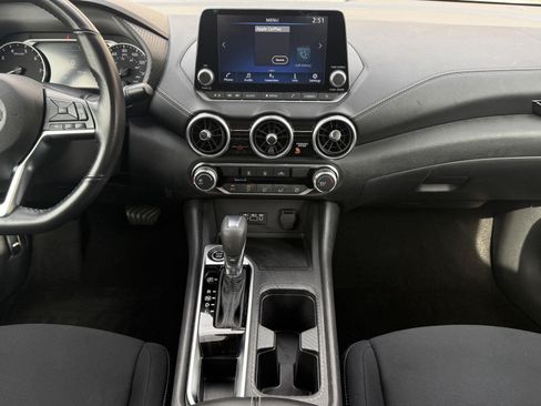 Used 2023 Nissan Sentra SV FWD image 32
