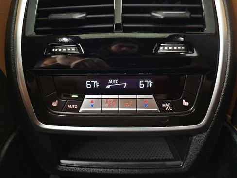Used 2021 BMW X5 xDrive40i w/ M Sport Package AWD/4WD image 30