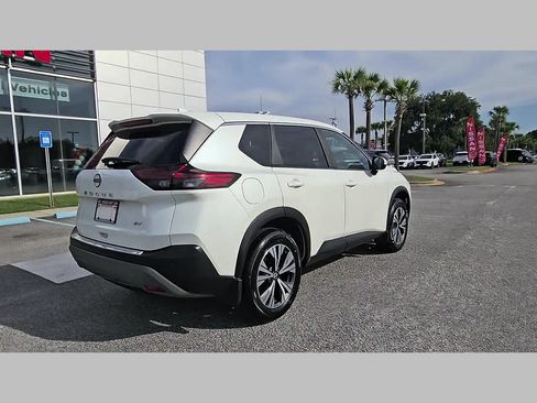 Used 2023 Nissan Rogue SV FWD image 34