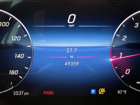 Used 2024 Mercedes-Benz C 300 Sedan image 34