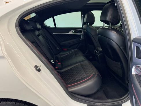 Used 2020 Genesis G70 3.3T w/ Sport Package image 18