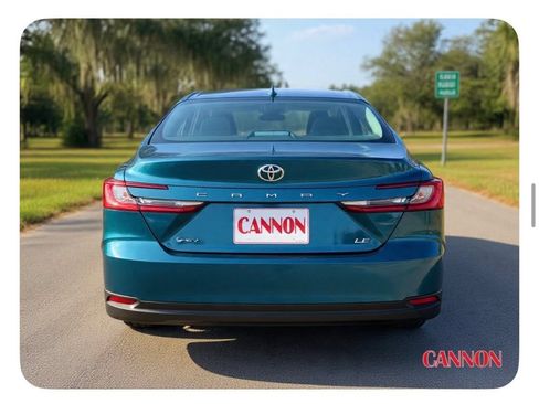 Used 2025 Toyota Camry LE w/ Convenience Package FWD image 5