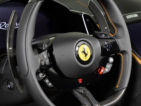 Used 2024 Ferrari Roma Spider image 32