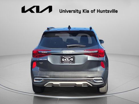 Used 2023 Kia Seltos S w/ Navigation Package AWD/4WD image 6