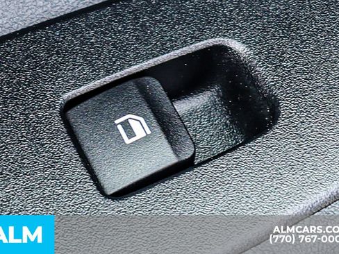 Used 2025 Hyundai Elantra Sport FWD image 50