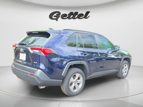 Used 2022 Toyota RAV4 XLE FWD image 4