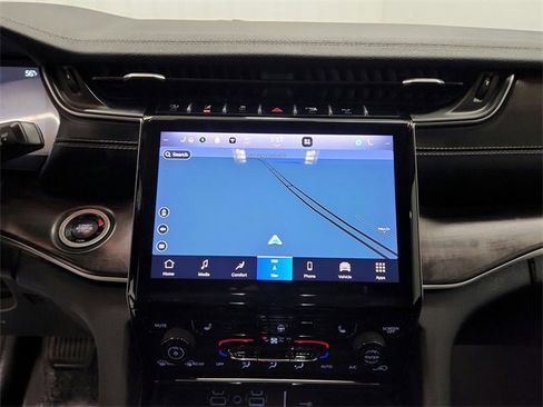 Used 2021 Jeep Grand Cherokee L Limited image 25