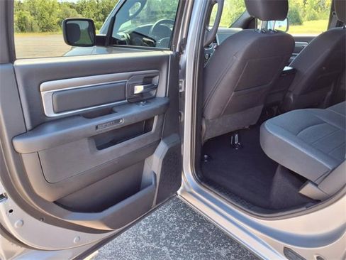 Used 2024 RAM 1500 Classic Warlock image 75