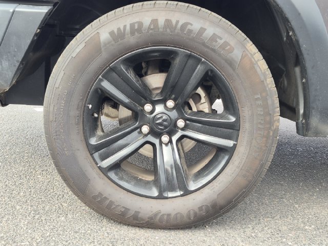Used 2024 RAM 1500 Warlock AWD/4WD image 13