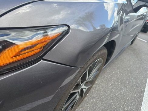 Used 2022 Toyota Camry SE FWD image 5