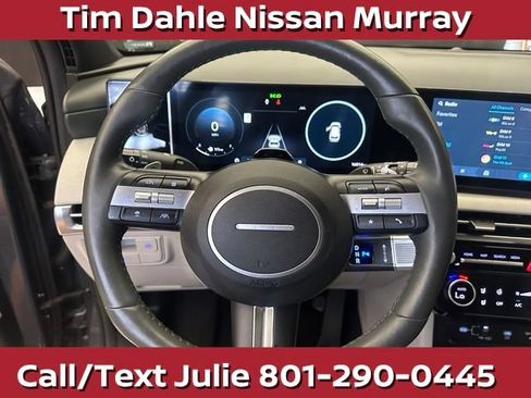 Used 2025 Hyundai Tucson Limited AWD/4WD image 23