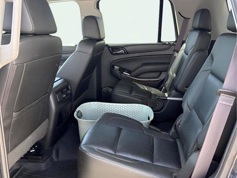 Used 2017 Chevrolet Tahoe LT w/ LT Signature Package AWD/4WD image 10