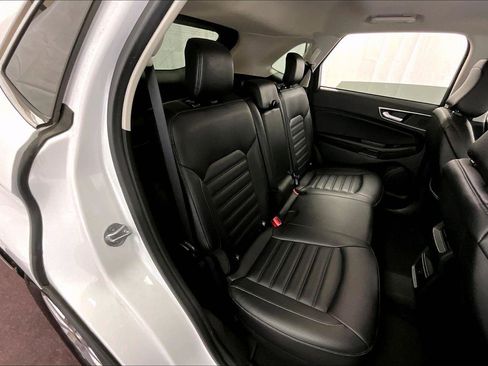 Used 2024 Ford Edge SEL image 26