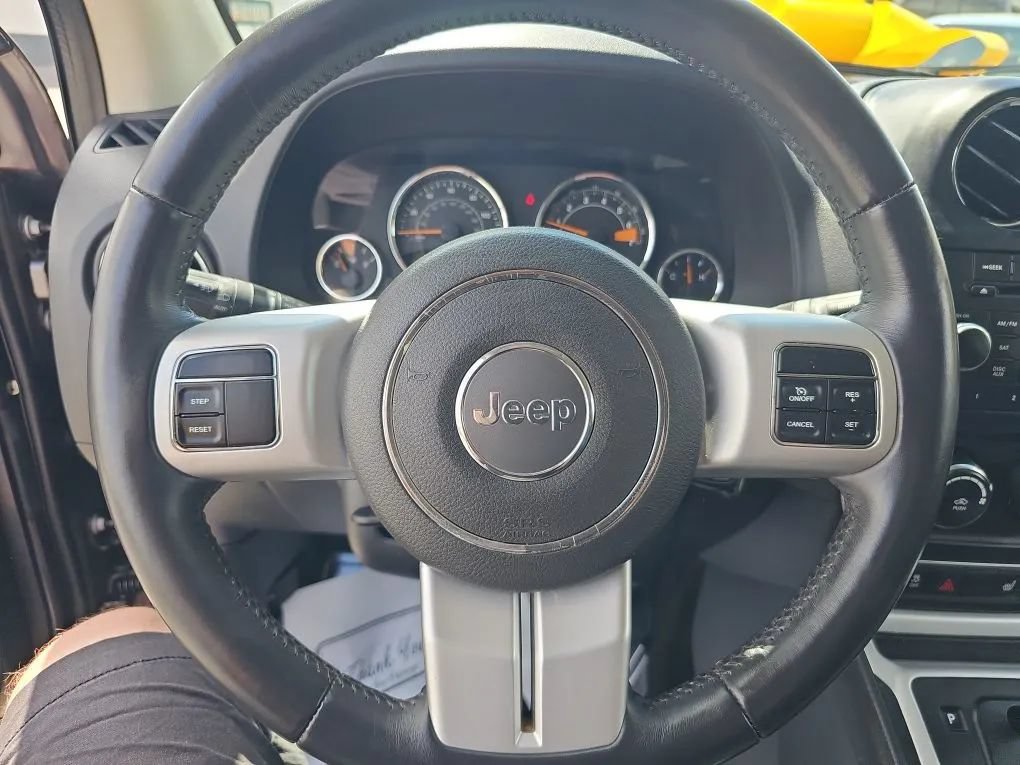 Used 2017 Jeep Compass High Altitude FWD image 13