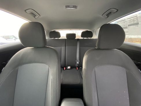 New 2026 Hyundai Kona SE image 28